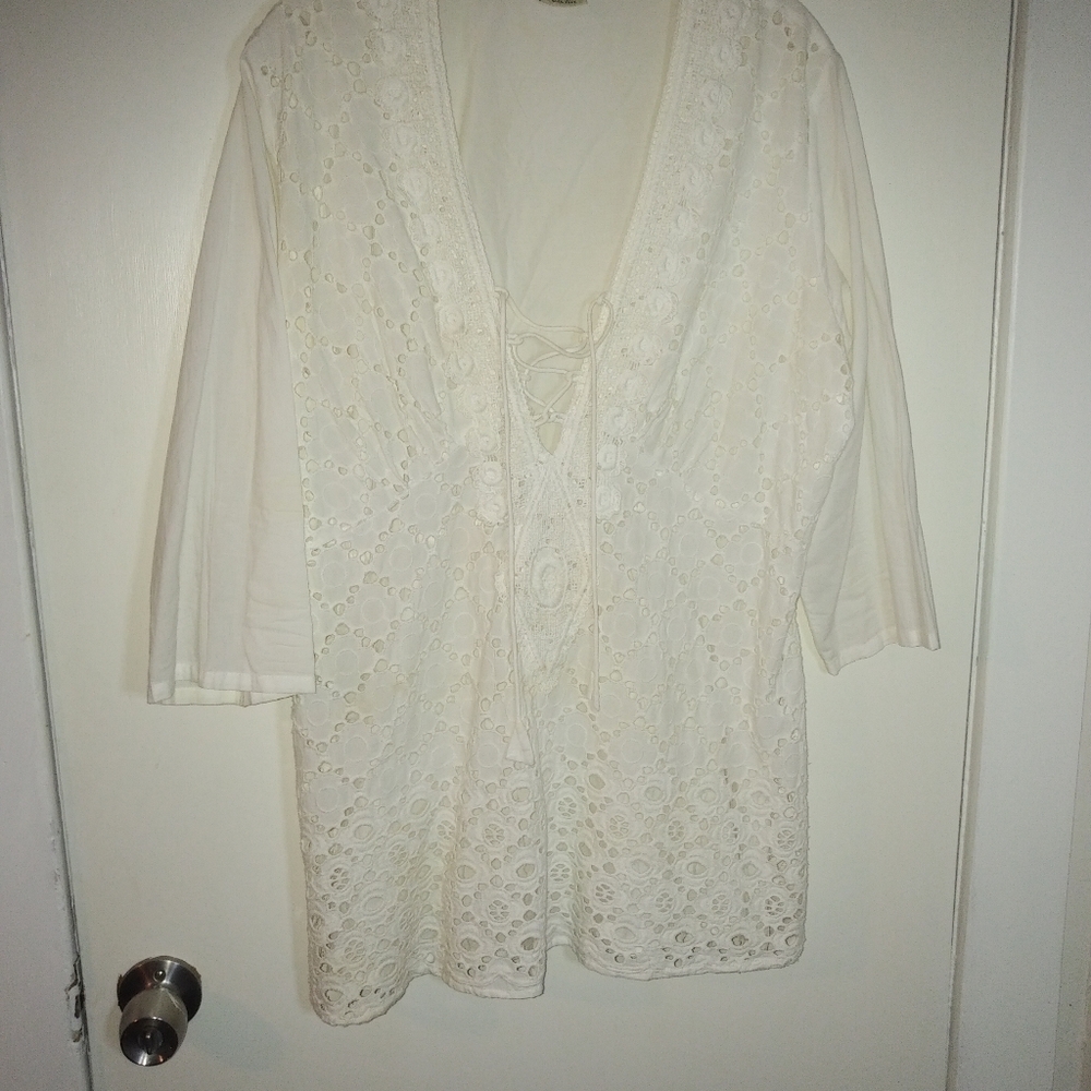 White lace mid sleeve cover up. Size L